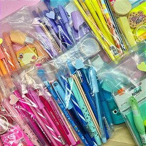 Kit Papelaria 15 Itens Completo Escolar e Escritório - Caneta, Corretivo, Fita, Borracha e Apontador