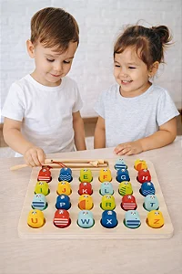 Pesca Magnética em Madeira | Brinquedo Educativo para Coordenação e Diversão sem Telas