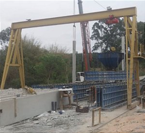 Pórtico Rolante 5 toneladas 12,5 de vão