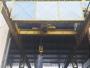 Ponte Rolante 10 toneladas 5 de vão 25 metros cada lado 8 colunas pé direito