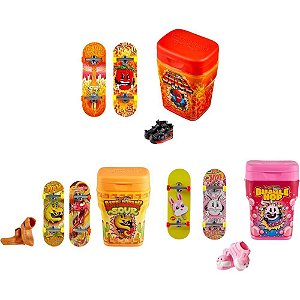 Hot wheels skate skate+tênis pct.ciclete 2-pk(s - mattel (unidade)