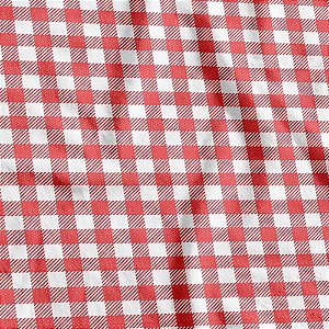 Tnt estampado 1,40m 40g xadrez branco/vermelho - supper (rl-25mts)