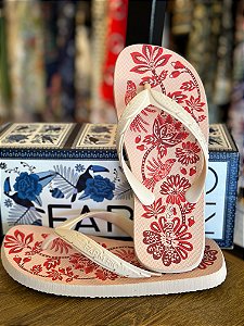Chinelo Estampado Arara Floral Farm