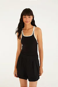 Short Alfaiataria Bolso