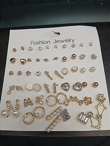 Kit com 30 pares de brinco queima de estoque