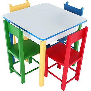 Conjunto Mesa e 4 Cadeiras de Madeira Coloridas - 60X60CM