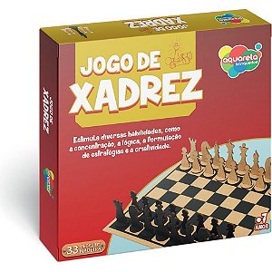 Jogo de Xadrez Tradicional em Madeira