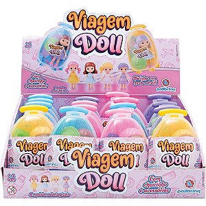 Boneca Viagem DOLL 9CM com Cheirinho e Acessórios – Pacote com 16 Unidades