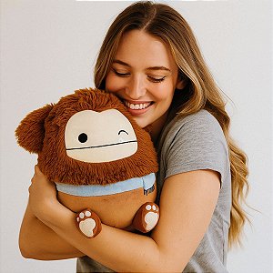 Pelúcia Squishmallows Original Sunny Grande - Perfeita para Crianças e Fãs do Mundo Squishmallows Benny