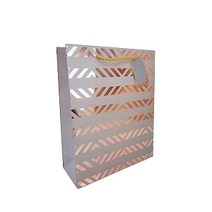 Sacola Presente Luxo Rosé Gold com Estampa Tribal Geométrica, Alça Dourada e Tag 32x26cm