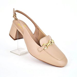 Mule Divalentini estilo mocassim Nude enfeite dourado