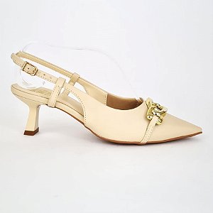 Slingback creme fivela salto fino Divalentini