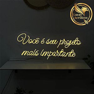 VOCÊ É SEU PROJETO MAIS IMPORTANTE EM LED 80X30 CM