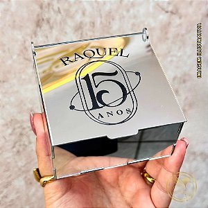 KIT 10 CAIXAS COM TAMPA ARTICULADA EM ACRÍLICO PERSONALIZADA 9X9X4 CM