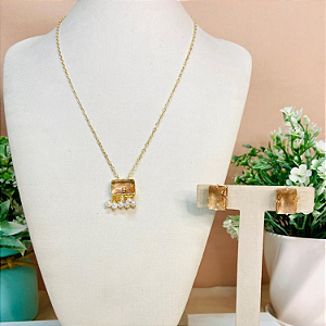 Conjunto com Cristal Retangular Champanhe e Detalhes em Pérolas