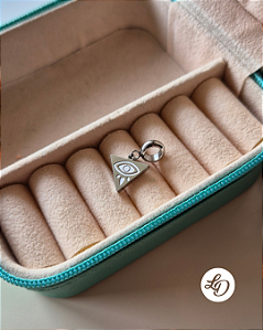 BERLOQUE SEPARADOR OLHO GREG- PINGENTE EM AÇO INOX