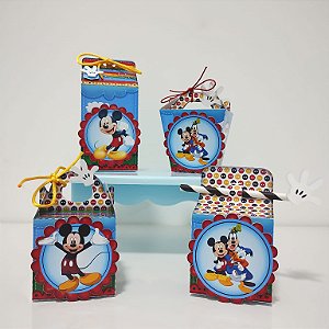 KIT CAIXINHAS PERSONALIZADAS SIMPLES 20 ITENS