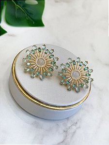 Brinco Pedraria com  detalhes em zircônias