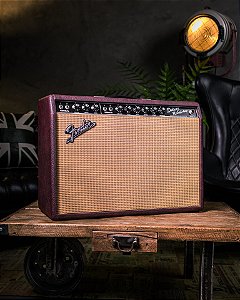 Fender '65 Deluxe Reverb FSR Bordeaux Blues Limited Edition - Produto Usado