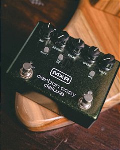 MXR Carbon Copy Deluxe - Produto Usado