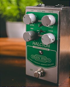 Origin Effects Halcyon Green Overdrive - Produto Usado