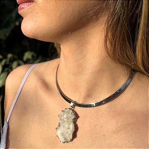 Gargantilha com Pedra Natural Drusa de Cristal
