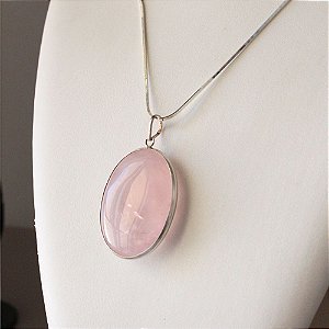 Colar Longo com Pedra Natural Quartzo Rosa em Prata 925
