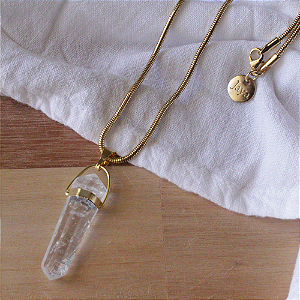 Colar Longo com Pedra Natural Quartzo Transparente