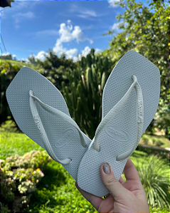 Chinelo Feminino Square Na Cor Branco