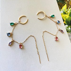 Brinco fio em zircônias coloridas com piercing fake cravejado