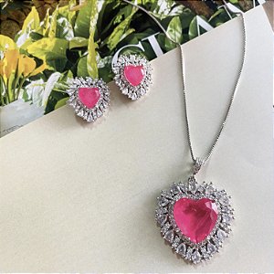 Conjunto coração pedra fusion cravejado em zircônias