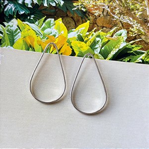 Brinco Gota Ródio Branco Minimalista