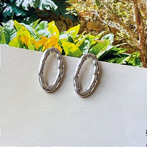 Brinco Oval Orgânico Banho Ródio Branco