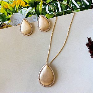 Conjunto Acetinado Cravejado Banho Ouro