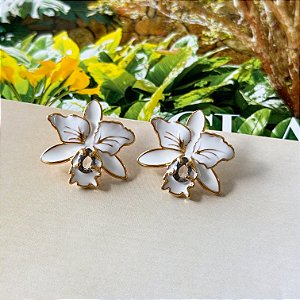 Brinco Orquídia Resinado Branco com Zircônia