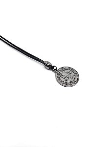 Colar Medalha de São Bento | Cordão sintético encerado