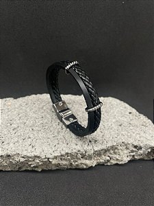 Pulseira em Couro com detalhe