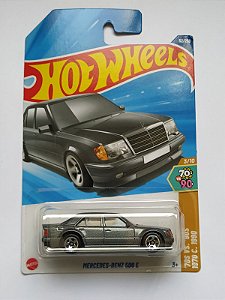 Hot Wheels MERCEDES-BENZ 500 E Lote M 2025