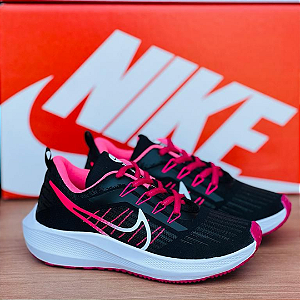 Tênis Nike Infantil Preto e Rosa