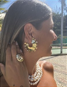 ARGOLA PAMELA - DOURADA - ( ESMALTADA )
