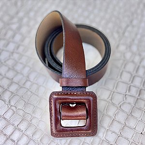 CINTO MARTA CHOCOLATE S/ PINO - COURO LEGÍTIMO - LARGURA DO CINTO 2,8CM