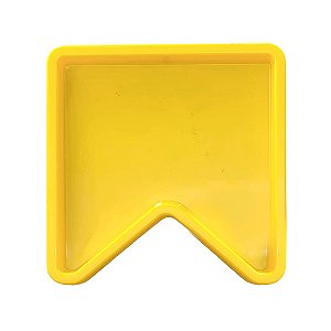 BANDEJA BANDEIRINHA  AMARELA JUNINA PARA DOCES E DECORAÇÃO DE MESA