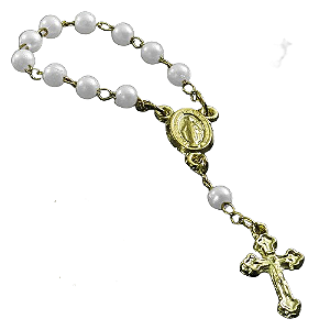 Mini Terço Dourado  com Pérola Branca de 5mm Com  12 unidades