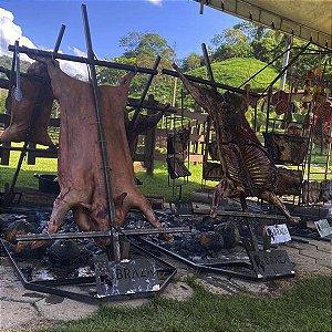 Espeto em cruz para leitoa/cordeiro