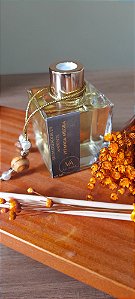 Aromatizador de Ambiente com Varetas 50ml – Sofisticação no ar