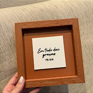 Quadro Decorativo "Em Tudo Dai Graças"