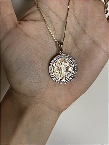 Colar São Bento dourado e pedrarias
