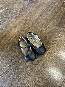 Sapatinho menina couro preto - tam 19 - 1 até 2 anos