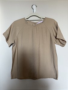 Blusa básica SM P Camel - nunca usada
