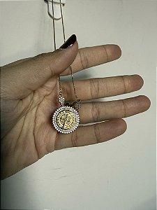 Colar Medalha São Bento cravejado